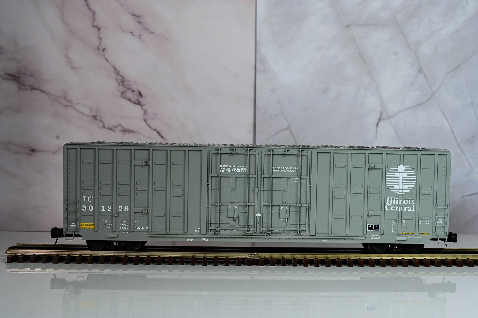 Atlas Illinois Central (Gray) Berwick 60’ Hy-Cube Box Car #301228 | Premier | O Scale