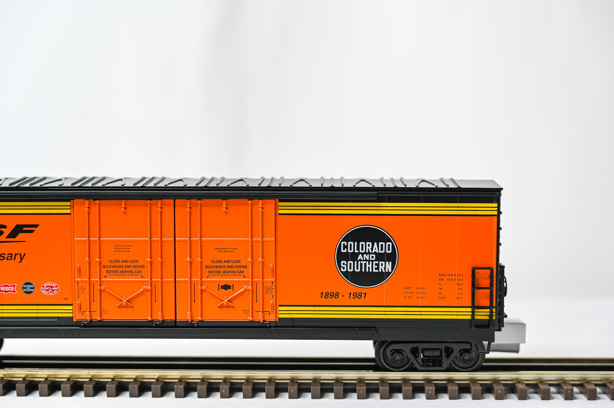 MTH BNSF 50’ Double Door Plugged Boxcar – 8 Car Set |O Scale|
