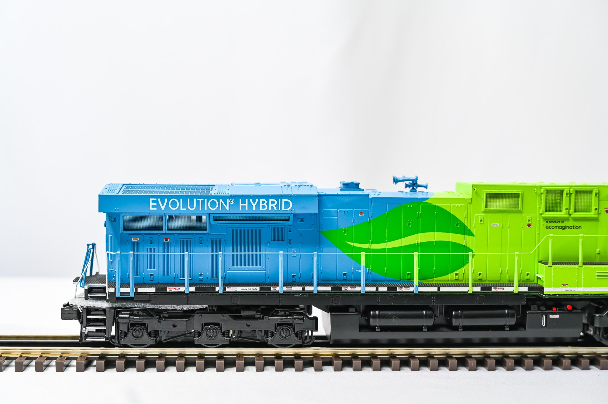 MTH GE ES44AC Evolution Diesel Engine – #2010 |O Scale|