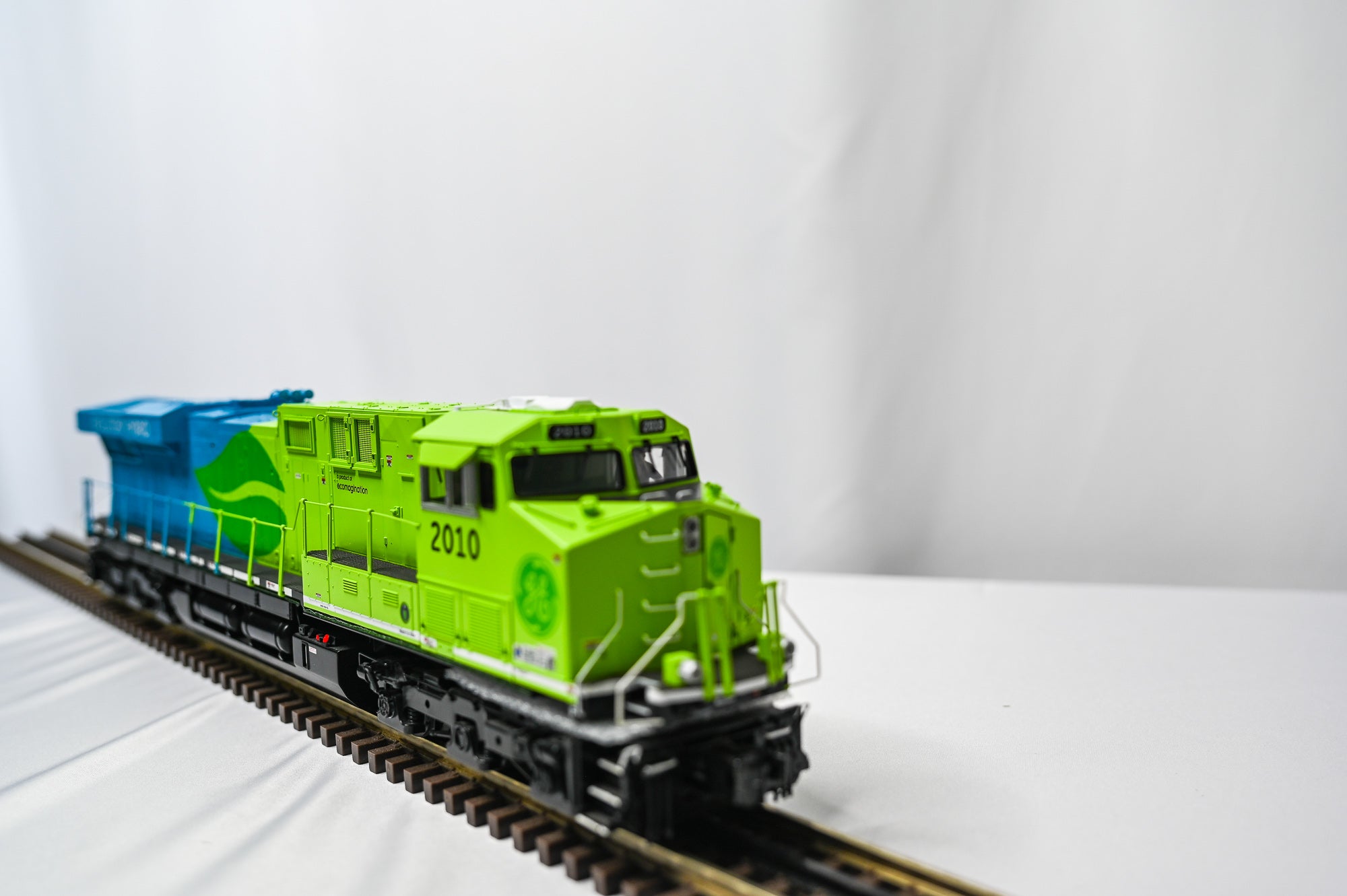 MTH GE ES44AC Evolution Diesel Engine – #2010 |O Scale|