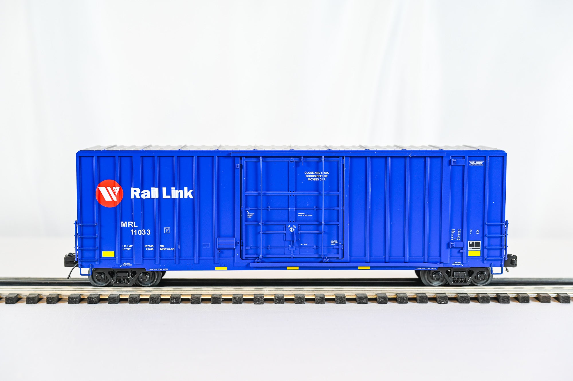 Atlas Montana Rail Link 50’ Gunderson Boxcar | Premier | O Scale