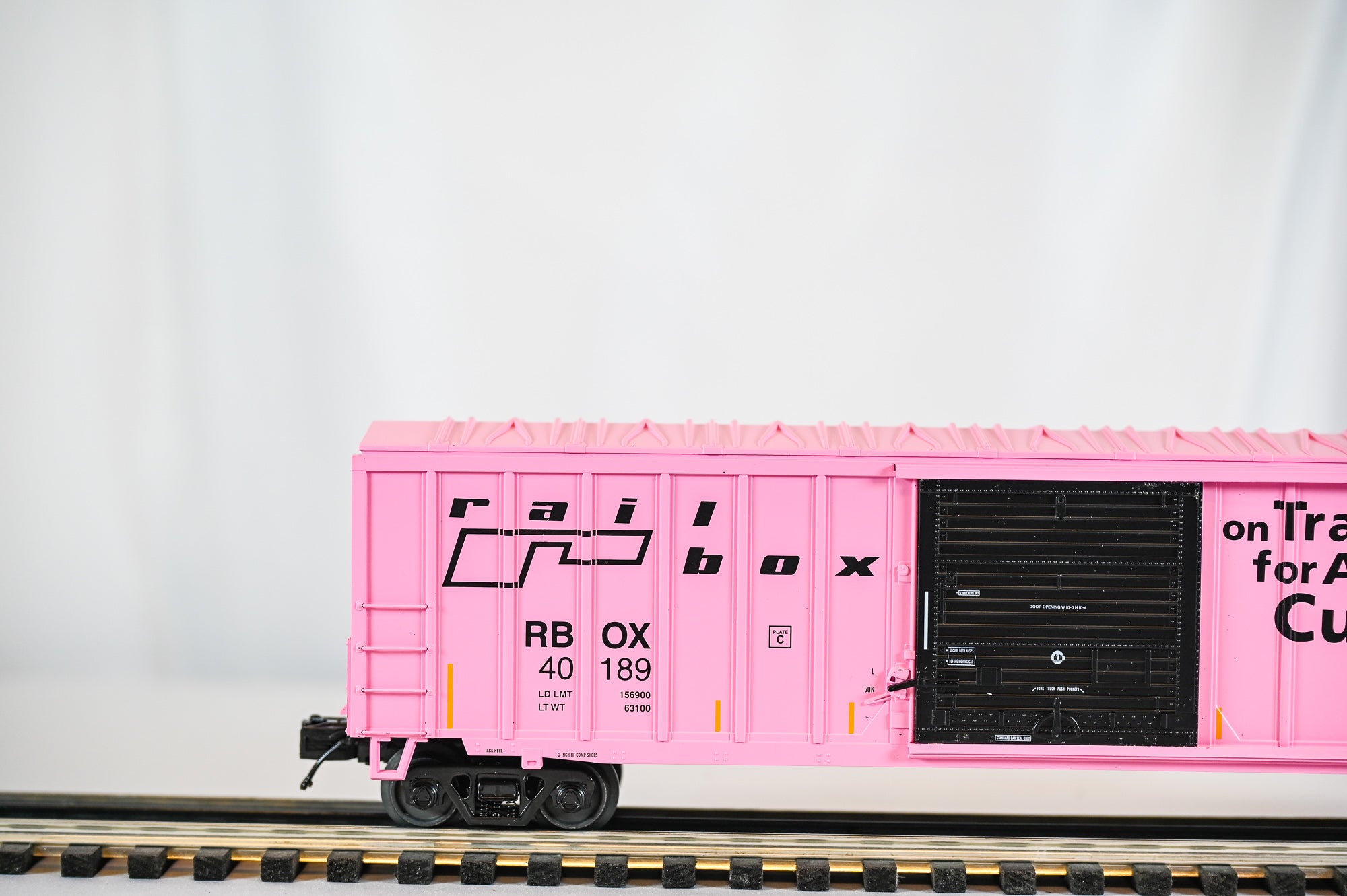 MTH Railbox “On Track For A Cure” 50’ Box Car #40189 | Premier | O Scale