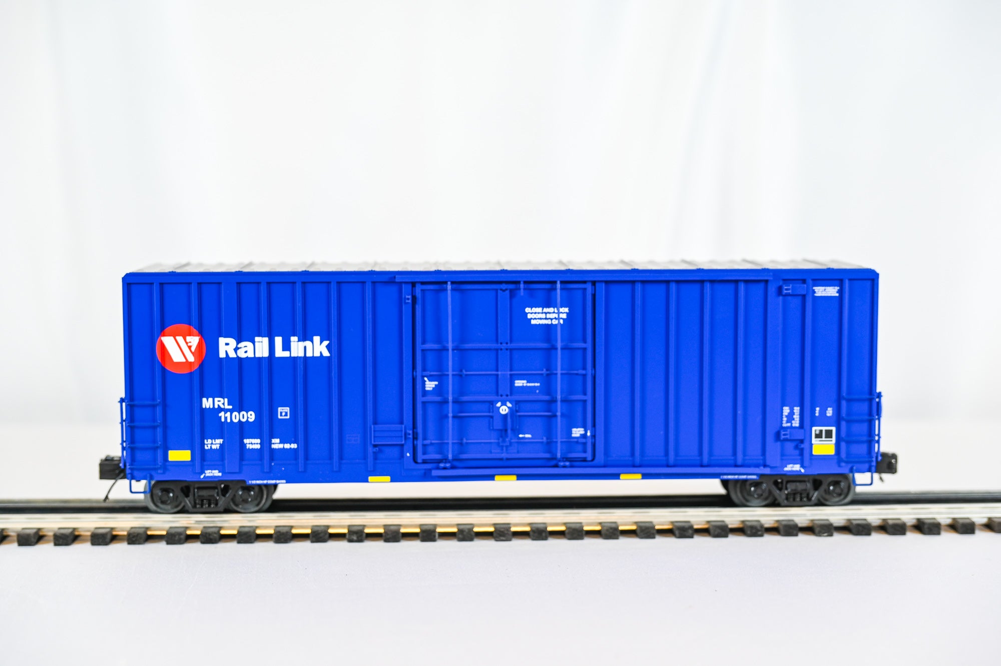 Atlas Montana Rail Link 50’ Gunderson Boxcar | Premier | O Scale
