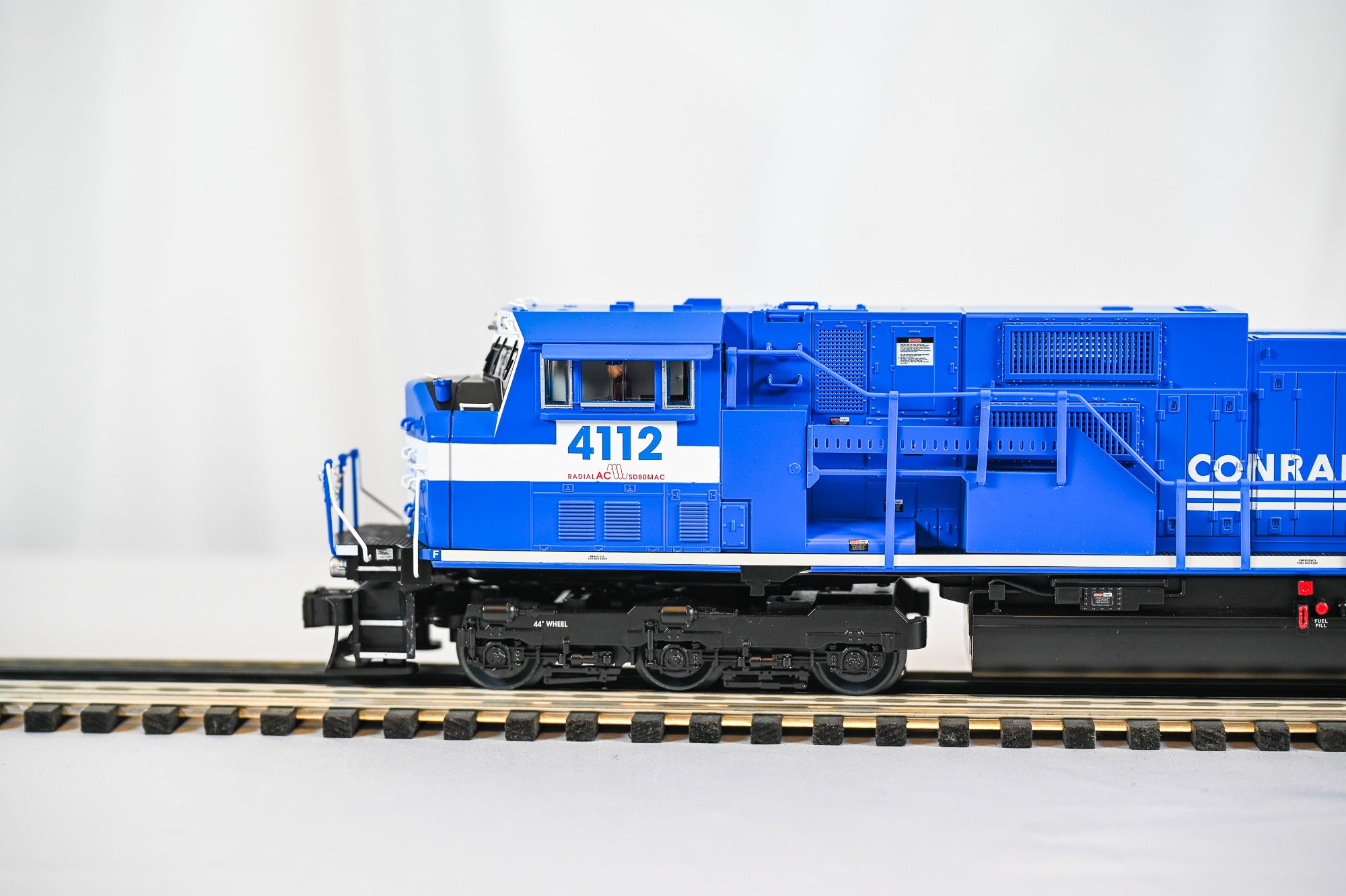 Lionel Conrail SD80MAC #4112 | LEGACY | O Scale