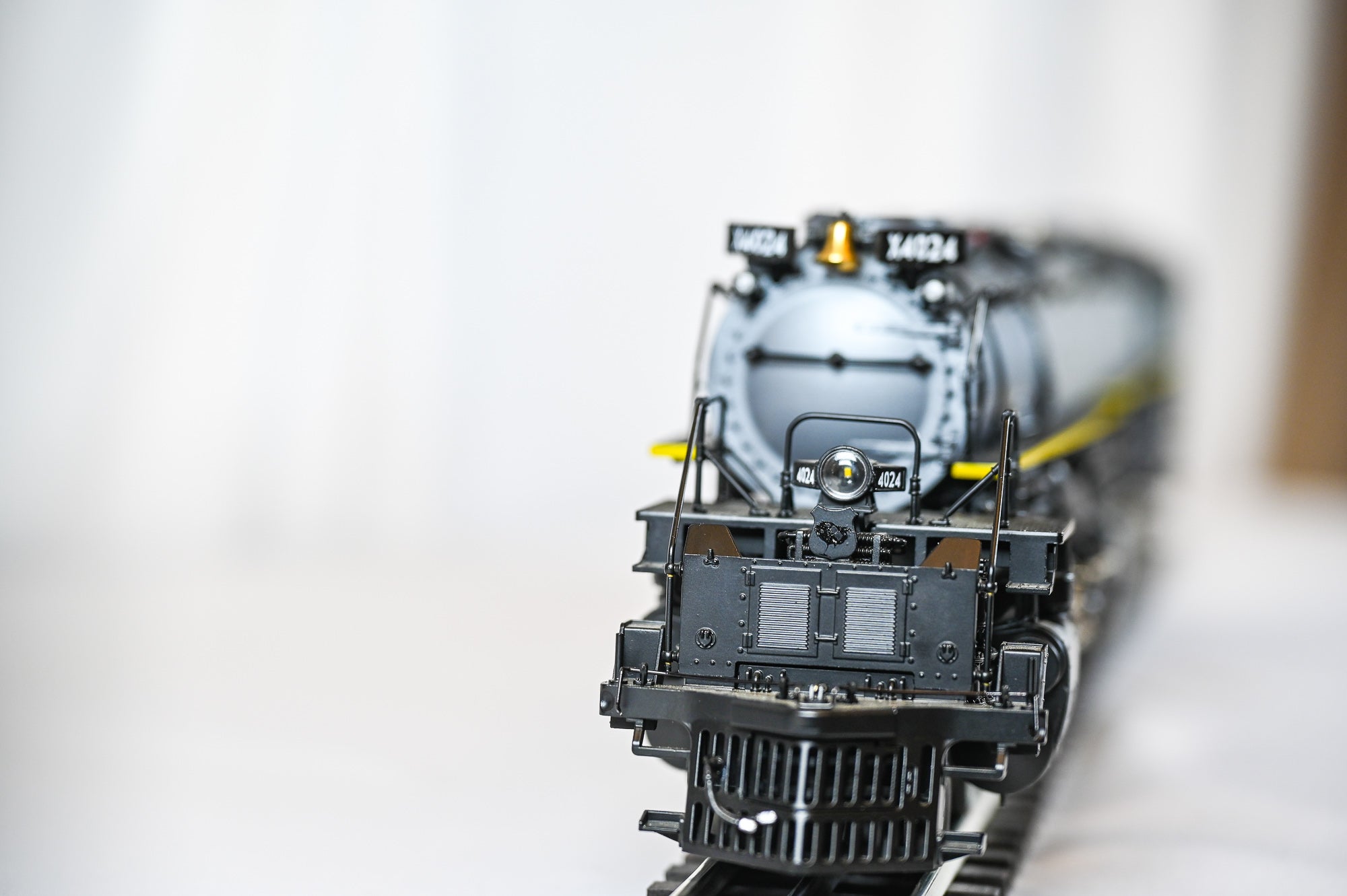 Lionel Union Pacific Big Boy Steam Locomotive #4024 | Vision Line | O Scale