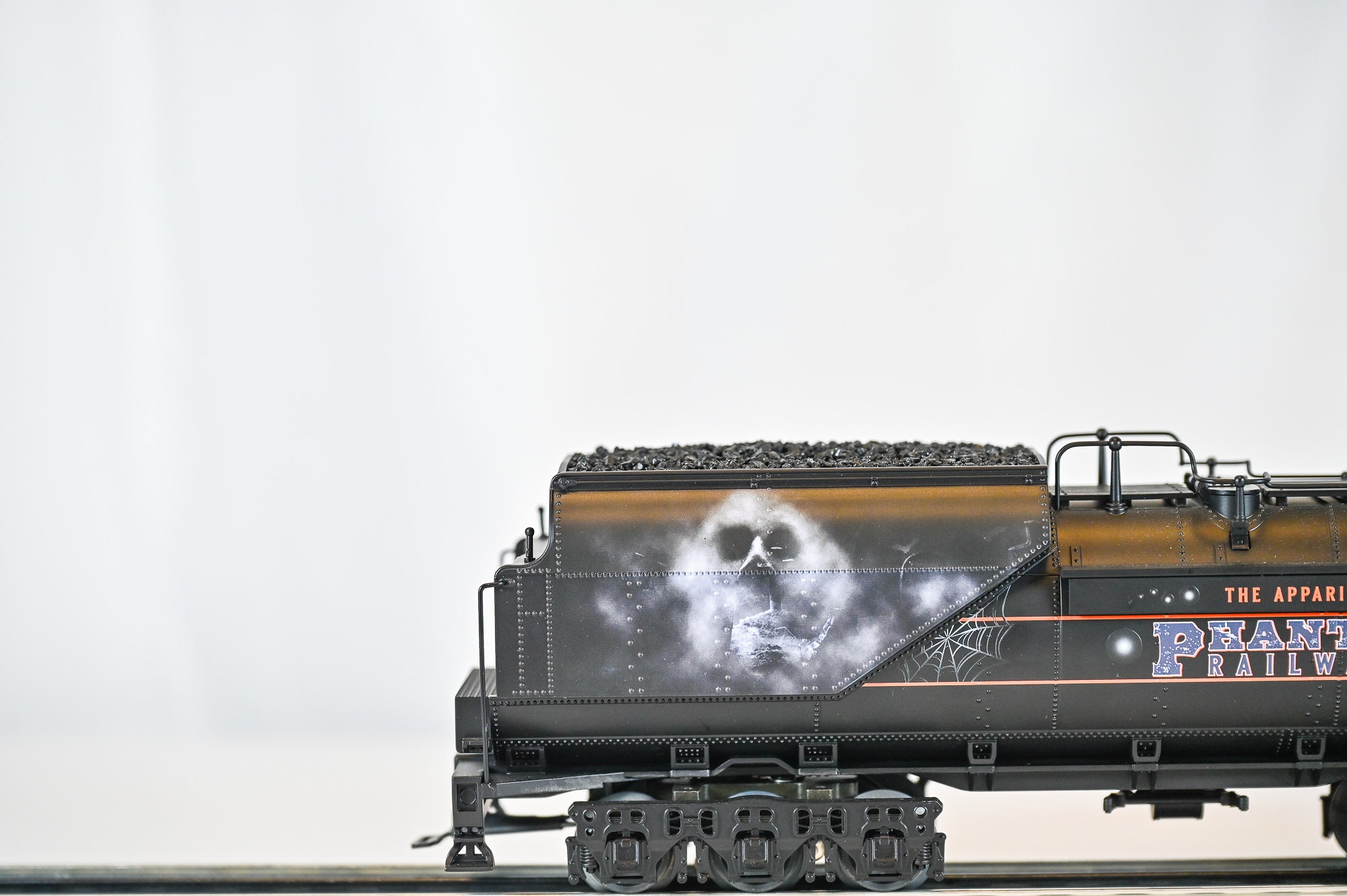 Lionel Halloween Legacy F-19 Pacific Steam Locomotive #310 | Legacy | O Scale