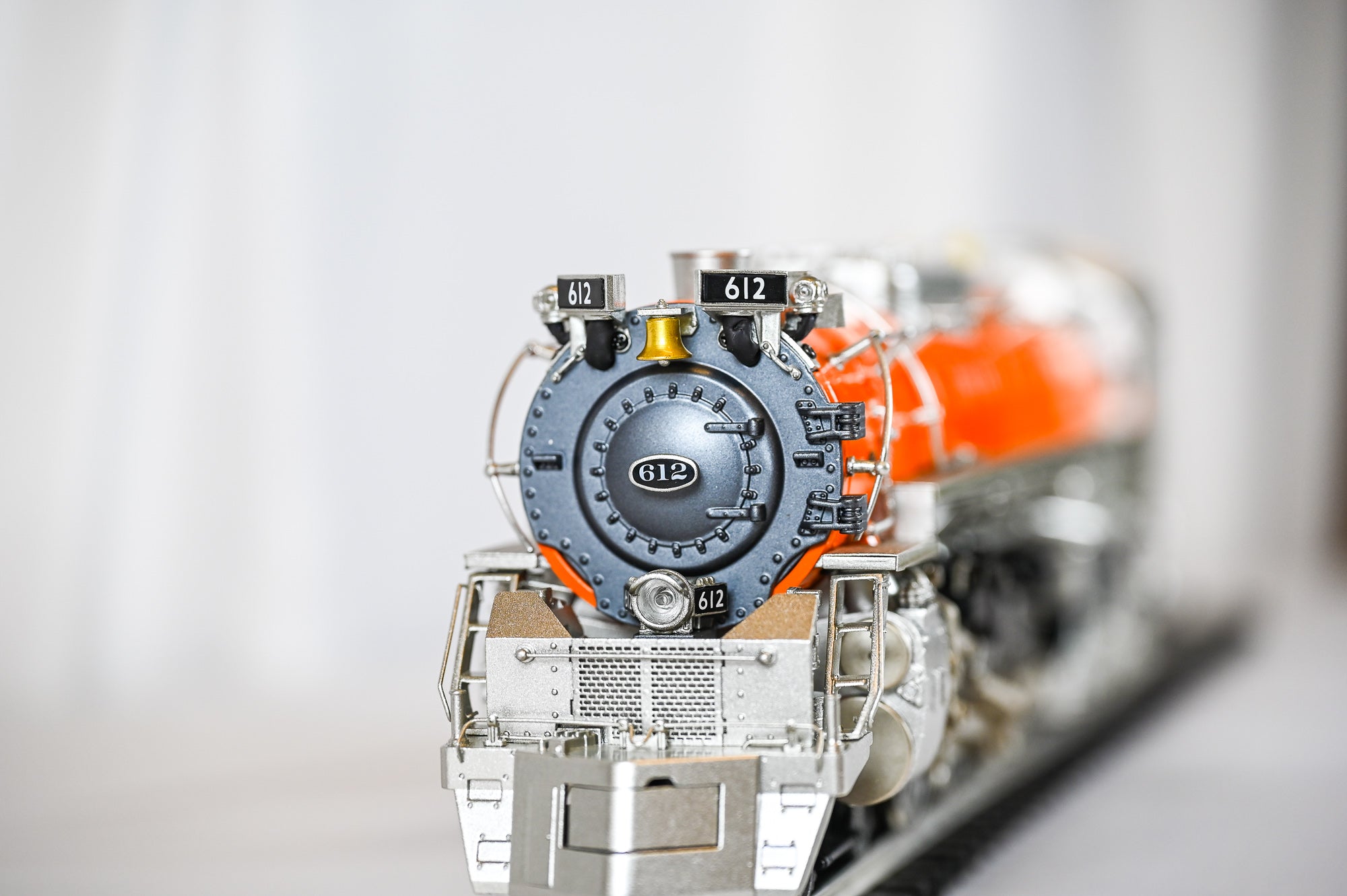 Lionel "The Chessie" Greenbrier Steam Locomotive #612 | O Scale
