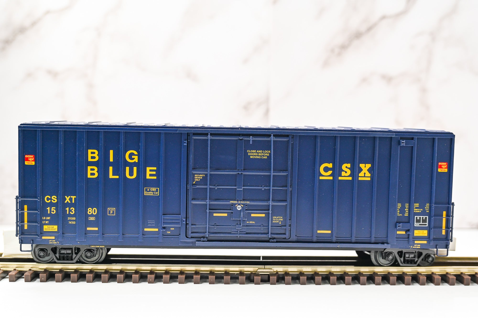 MTH CSX 50' High Cube Box Car 151380 | O Scale