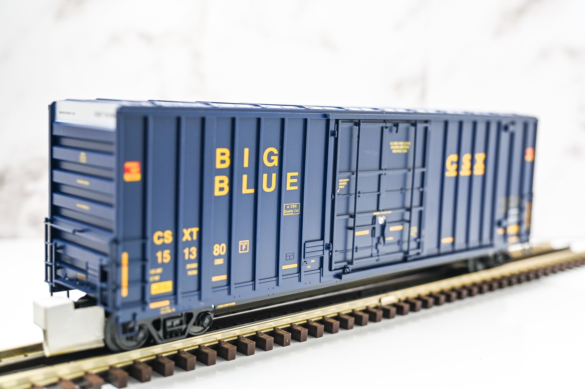 MTH CSX 50' High Cube Box Car 151380 | O Scale