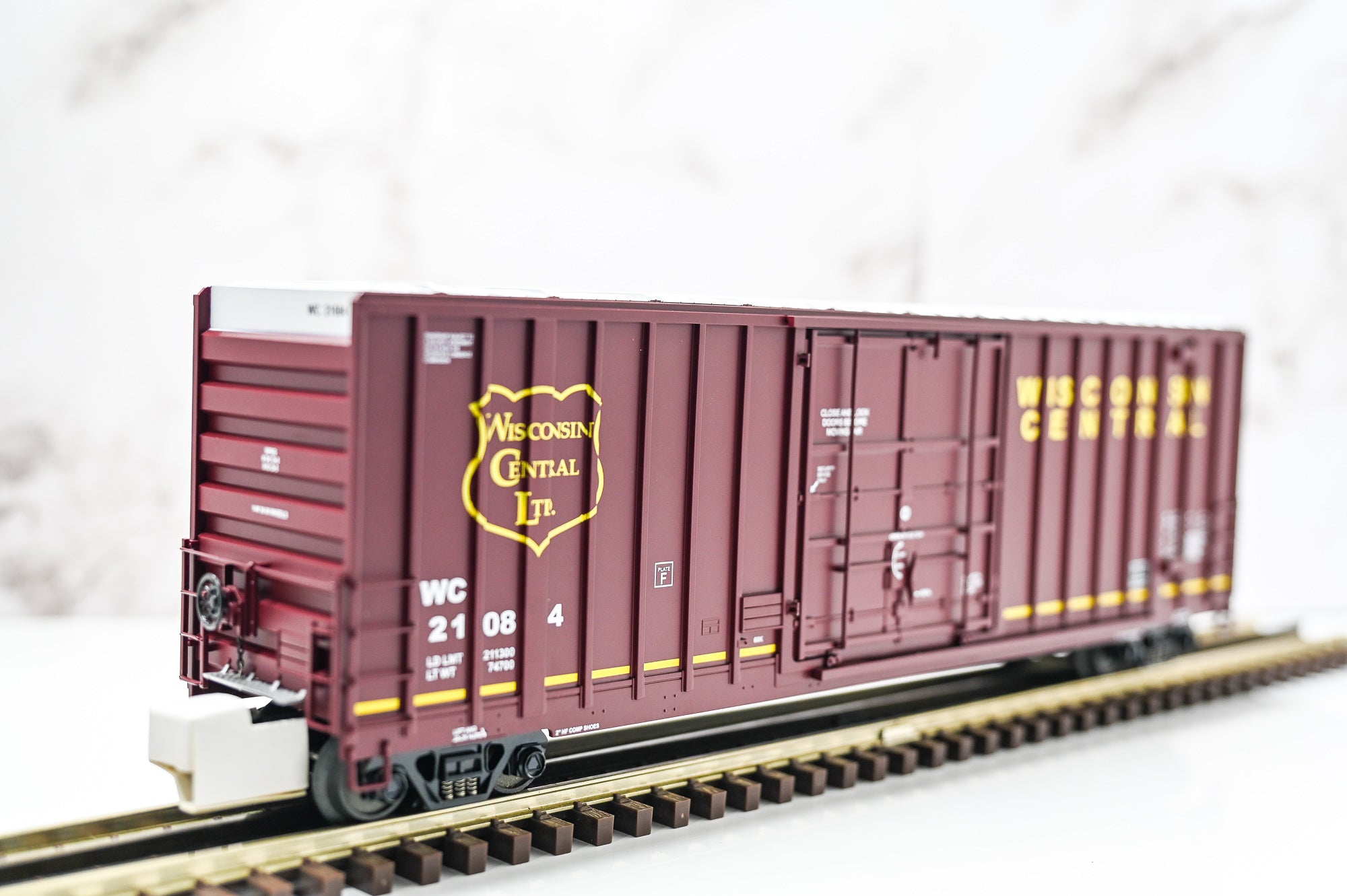 MTH Wisconsin Central 50' High Cube Box Car 21084 | O Scale