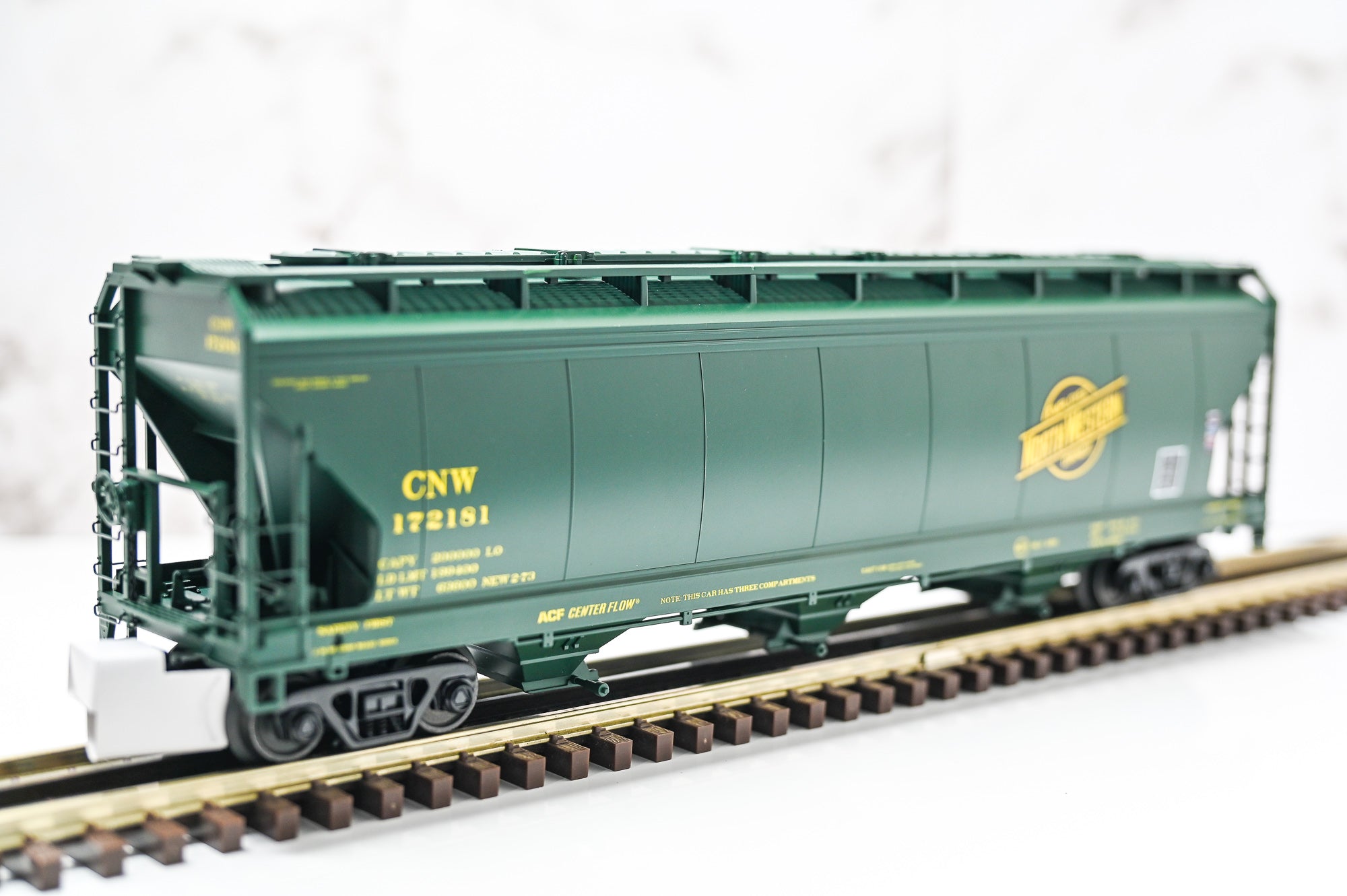 Atlas Chicago And North Western Premier 3 Bay Centerflow Hopper 172181 | O Scale