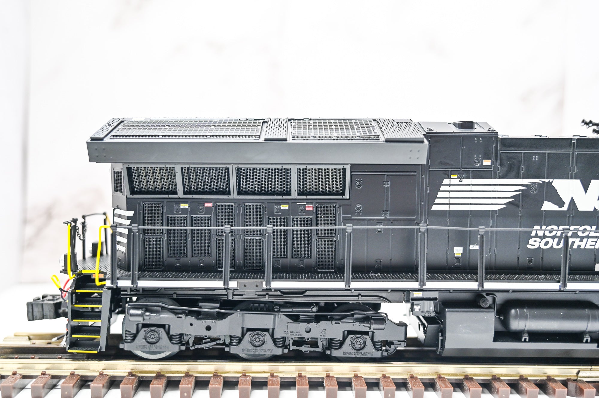 Lionel Norfolk Southern ET44AC Diesel 3646 | Legacy | O Scale