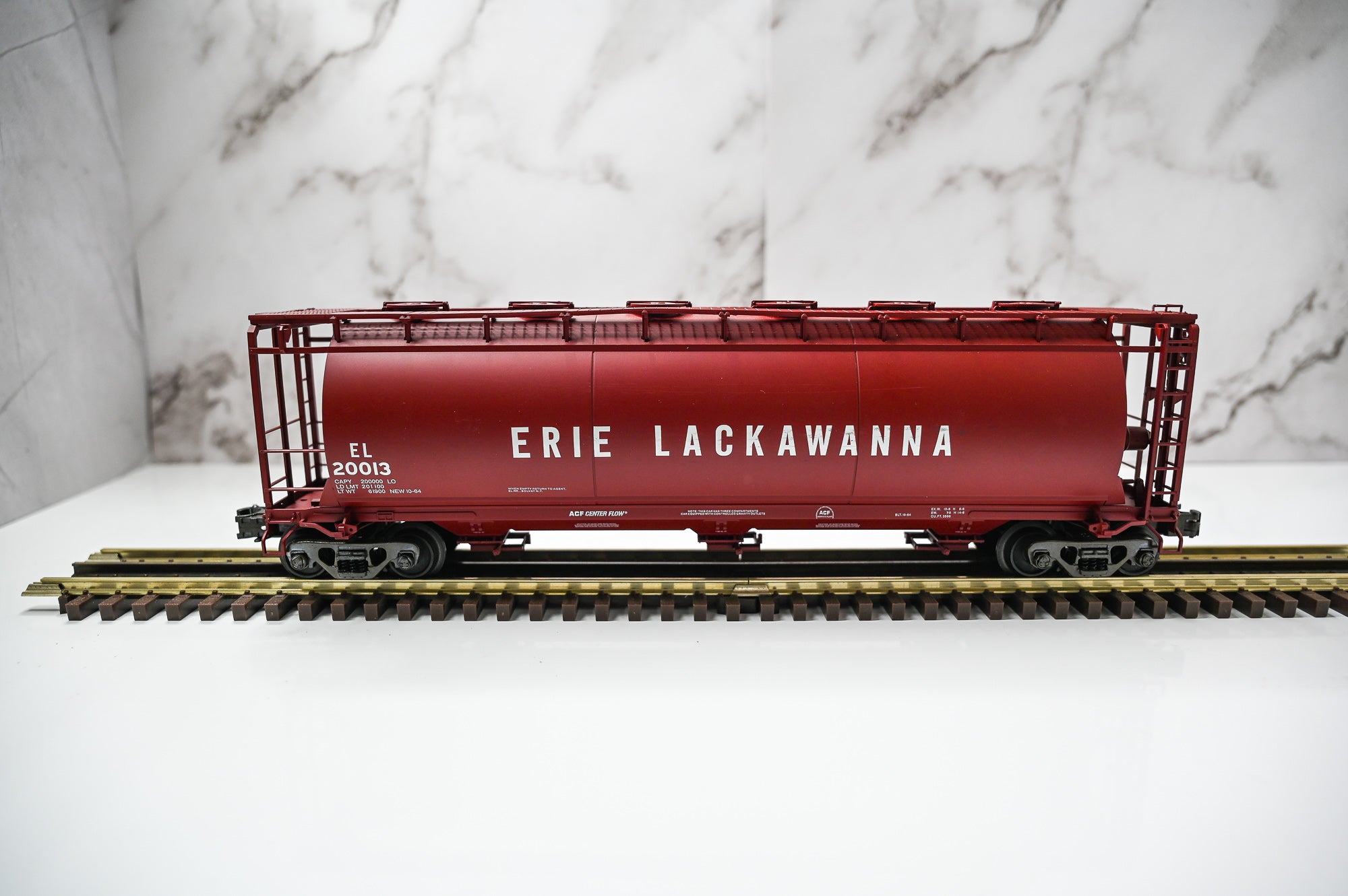 Atlas Erie Lackawanna EL 20013 | ACF 3 Bay Hopper | O Scale