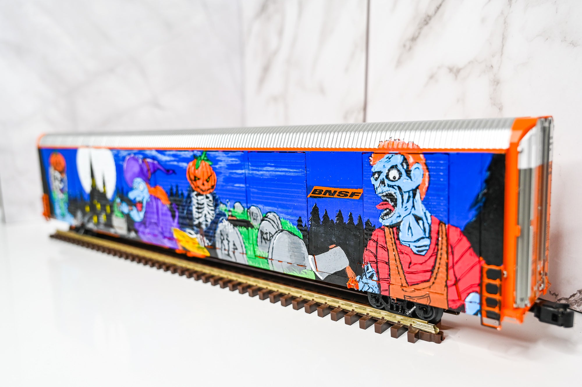 Custom Graffiti Atlas Gunderson Multi‑Max Auto Rack | HALLOWEEN | O Scale
