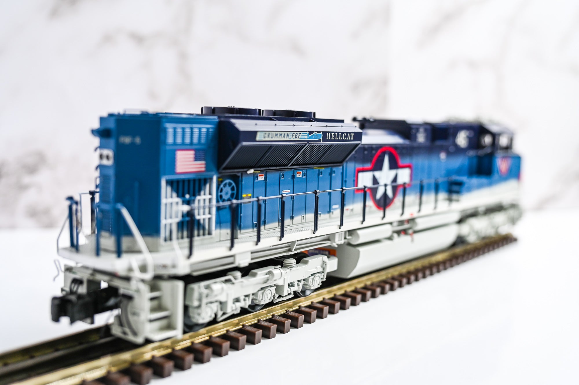 Lionel METCA F6F Hellcat Cat Mouth SD70ACe | Legacy | O Scale