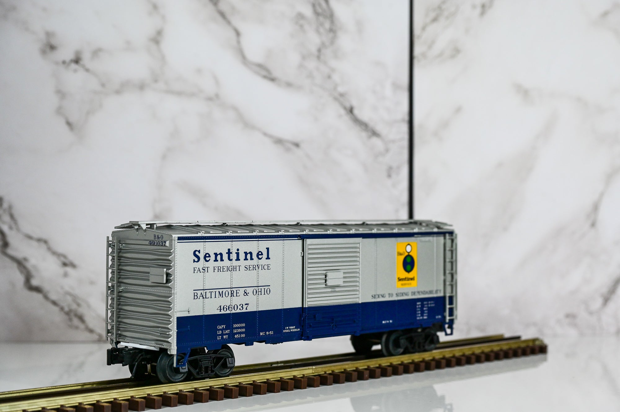 Atlas Baltimore & Ohio 40’ Sliding Door Box Car #466037 | Trainman | O Scale