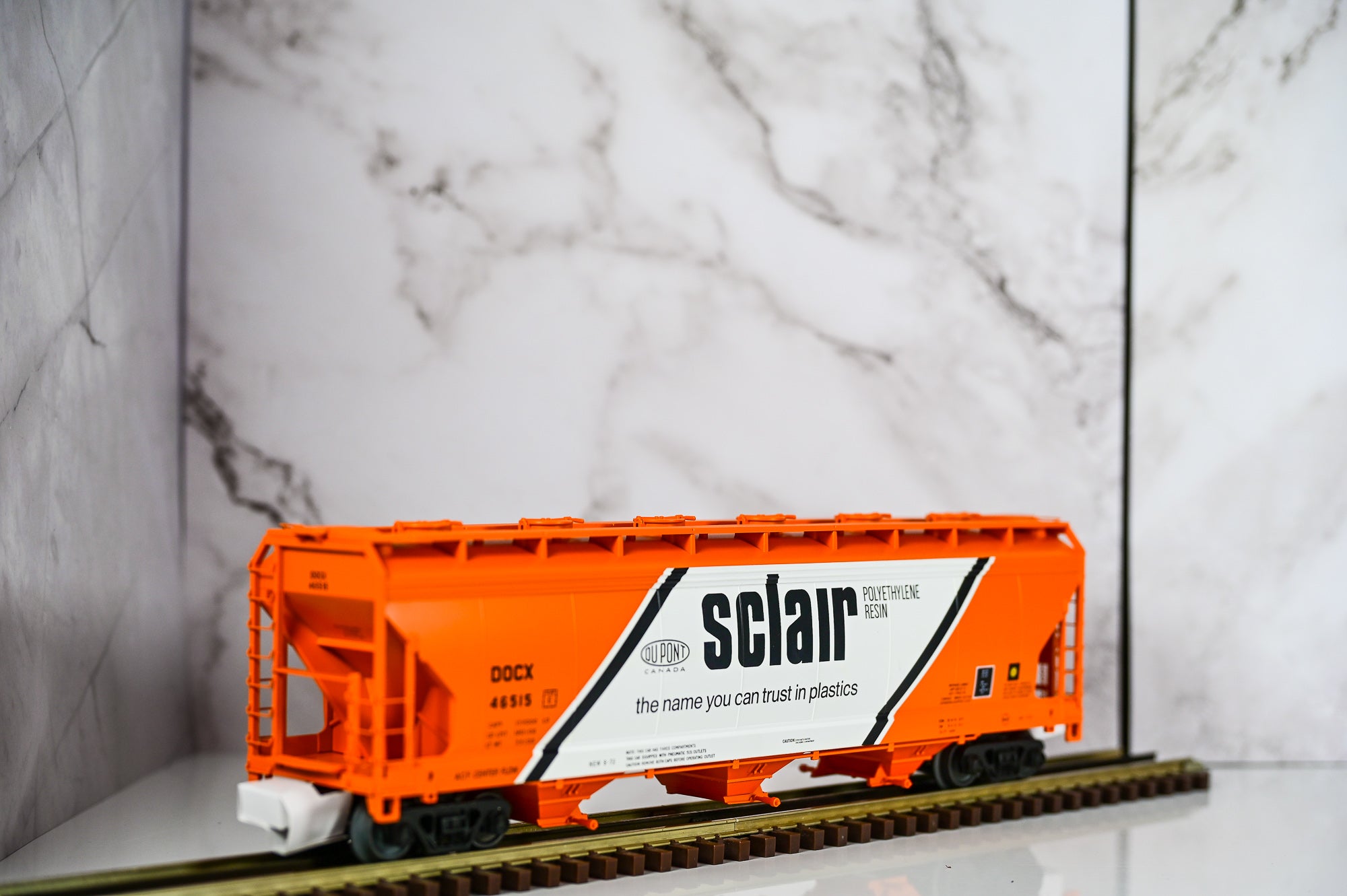 Atlas Sclair 3-Bay Centerflow Hopper #46515 | Premier | O Scale