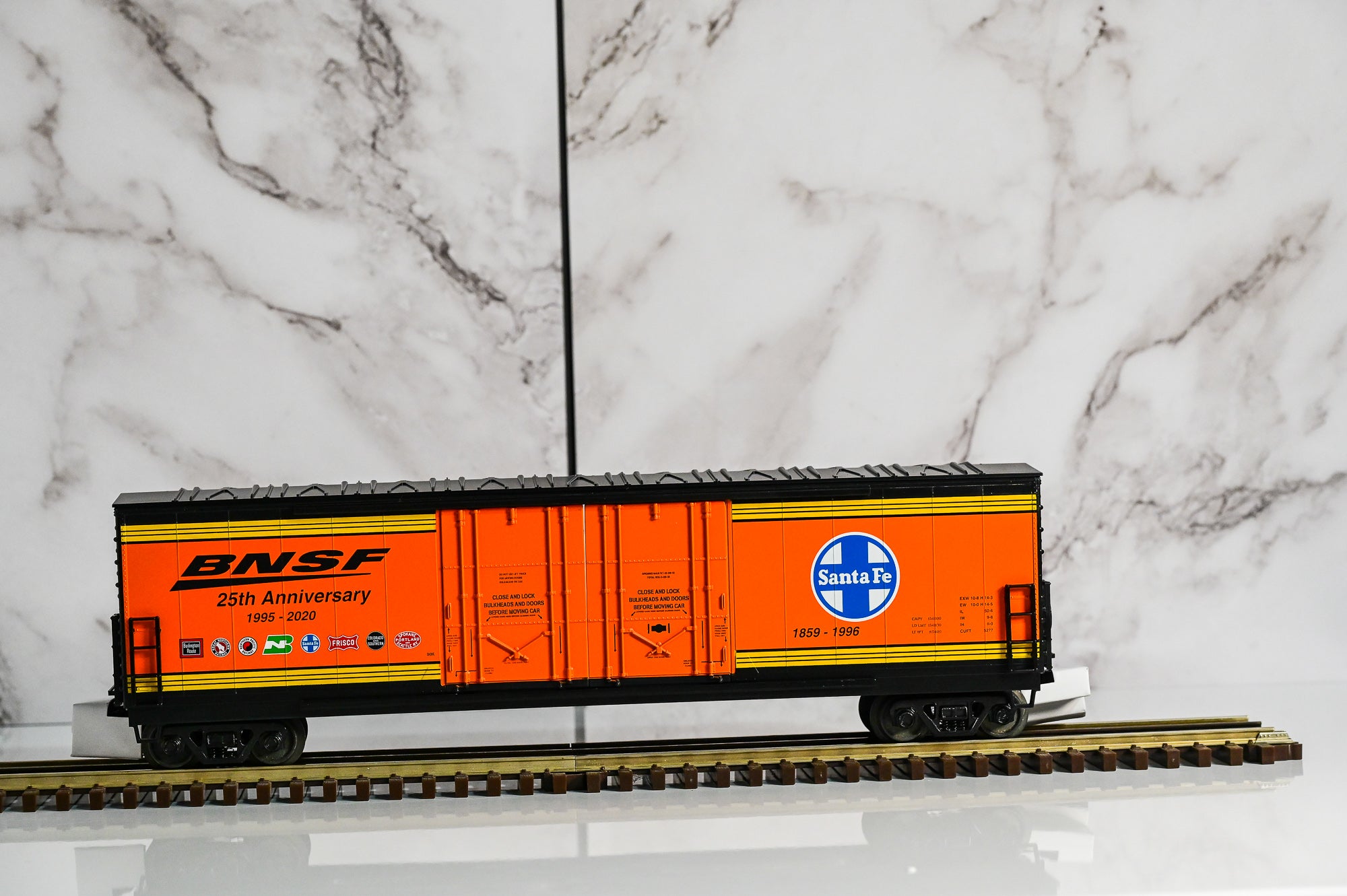 MTH BNSF Heritage 7-Pack 50’ Plugged Boxcar Set | O Scale