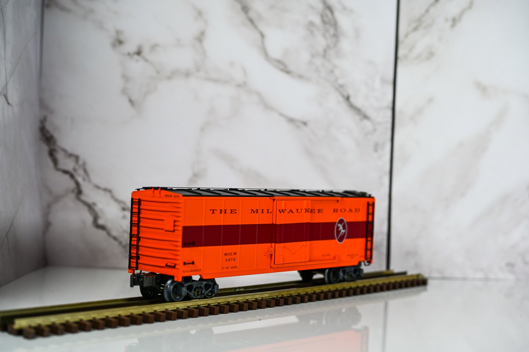 K-Line Milwaukee Road Express Service Boxcar #1375 | Freight Car | O Scale