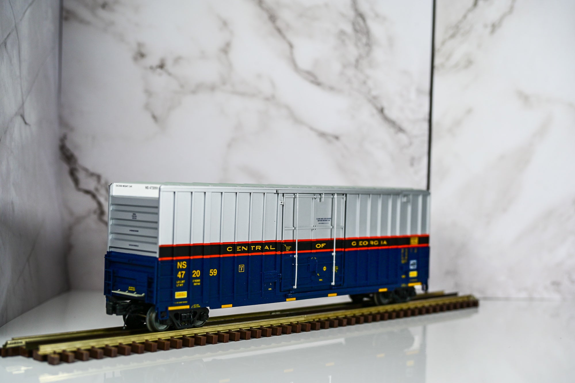 MTH Premier Central of Georgia 60’ High Cube Boxcar #472059 | O Scale