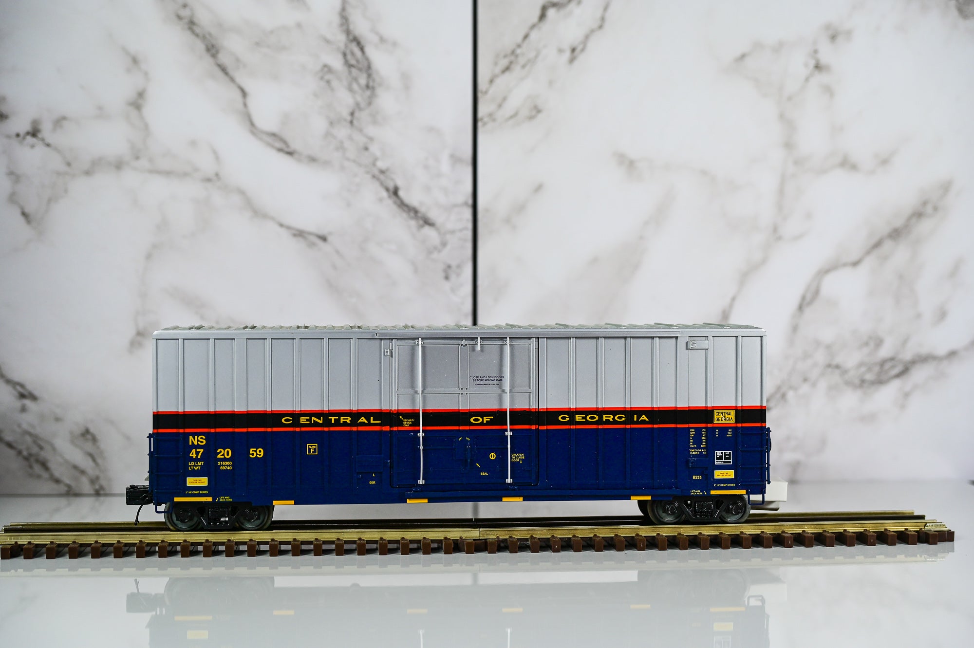 MTH Premier Central of Georgia 60’ High Cube Boxcar #472059 | O Scale