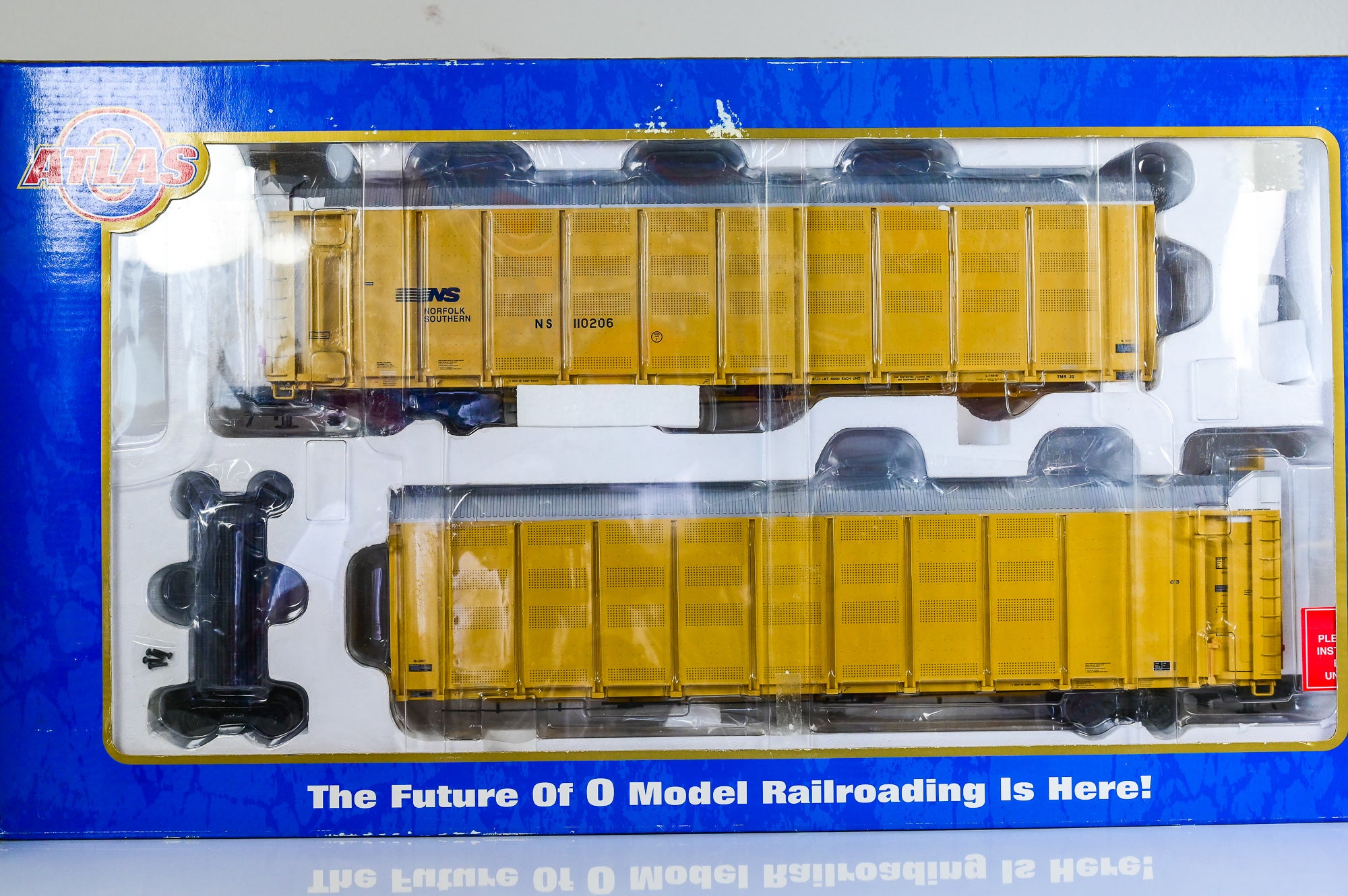 Atlas Norfolk Southern Auto Carrier #110206 | Master Line | O Scale