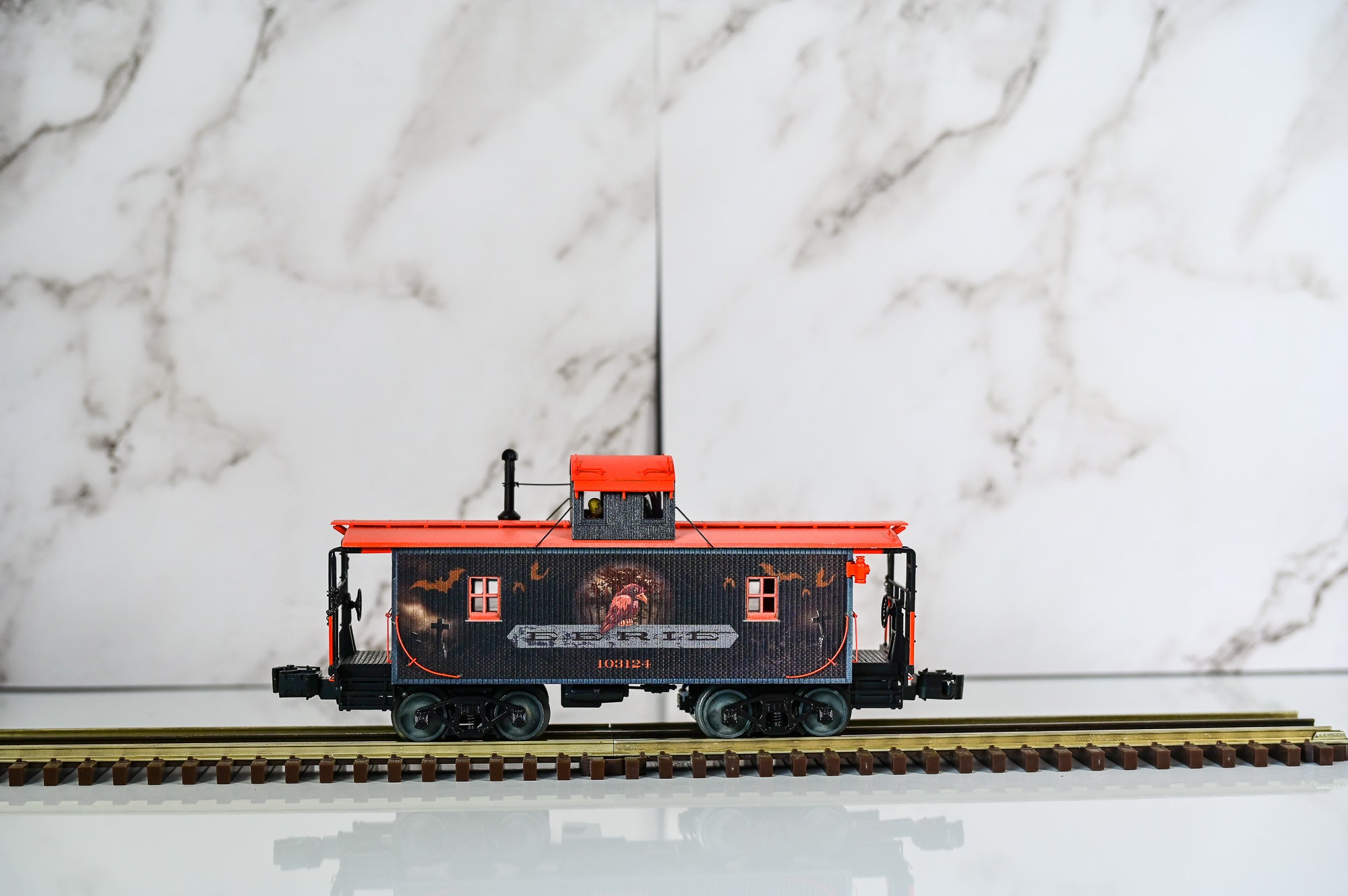 Lionel Eerie Vision Line Caboose #103124 | Vision Line | O Scale