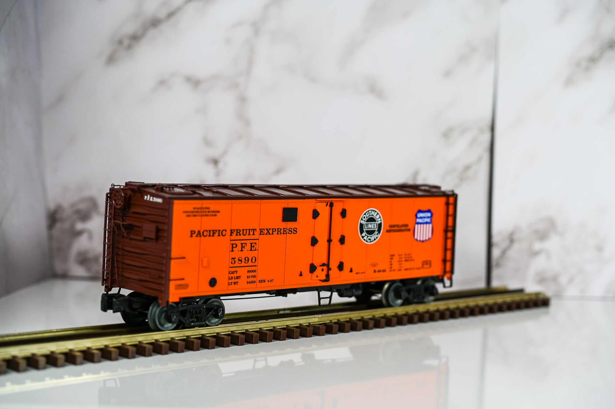 Lionel PFE Vision Line Reefer 3-Pack | Legacy | O Scale