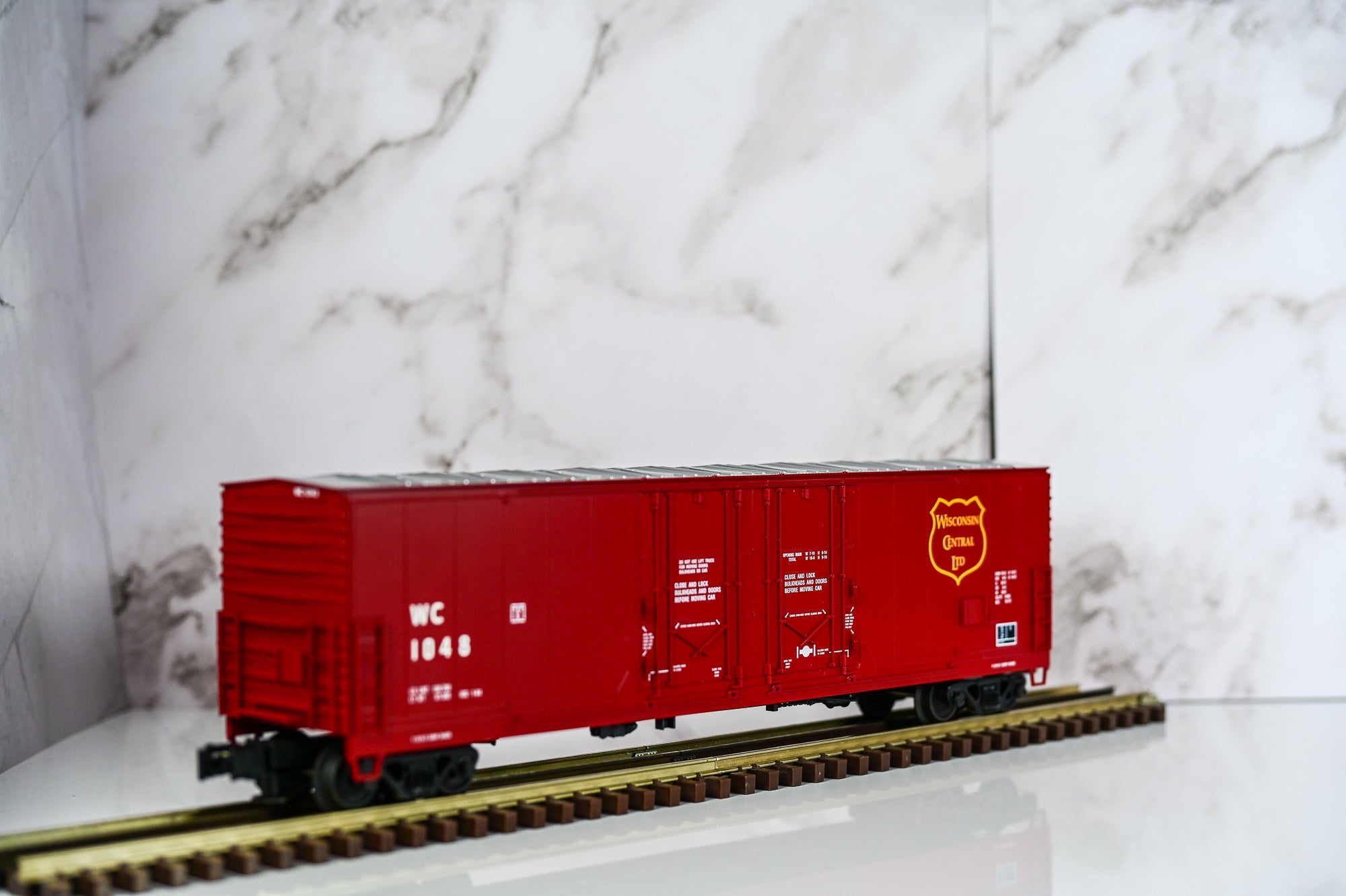 Atlas Wisconsin Central Evans 53' Double-Plug Door Box Car #1048 | Big O Rolling Stock | O Scale