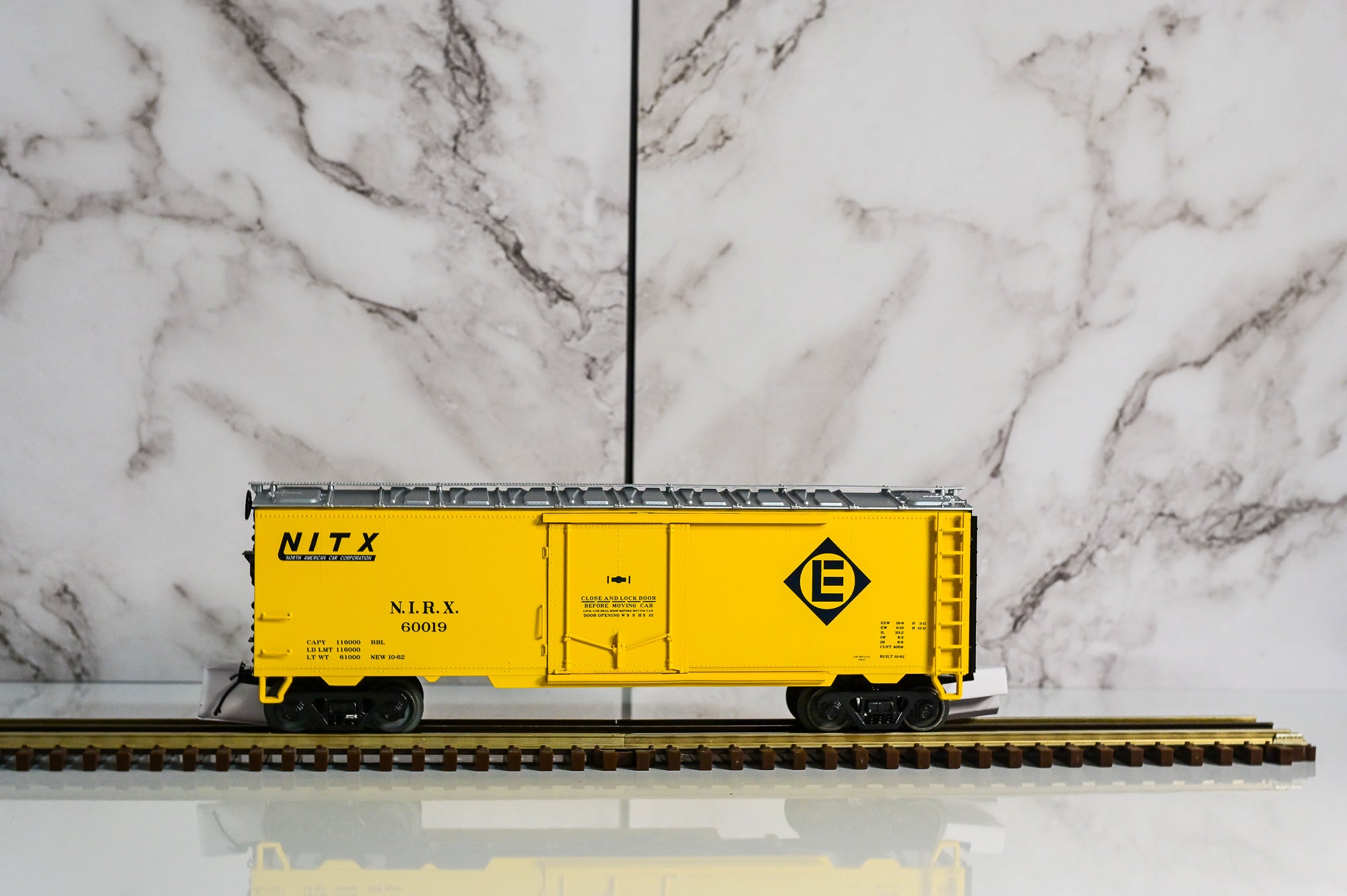 MTH Erie Lackawanna Reefer Car #60019 | O Scale