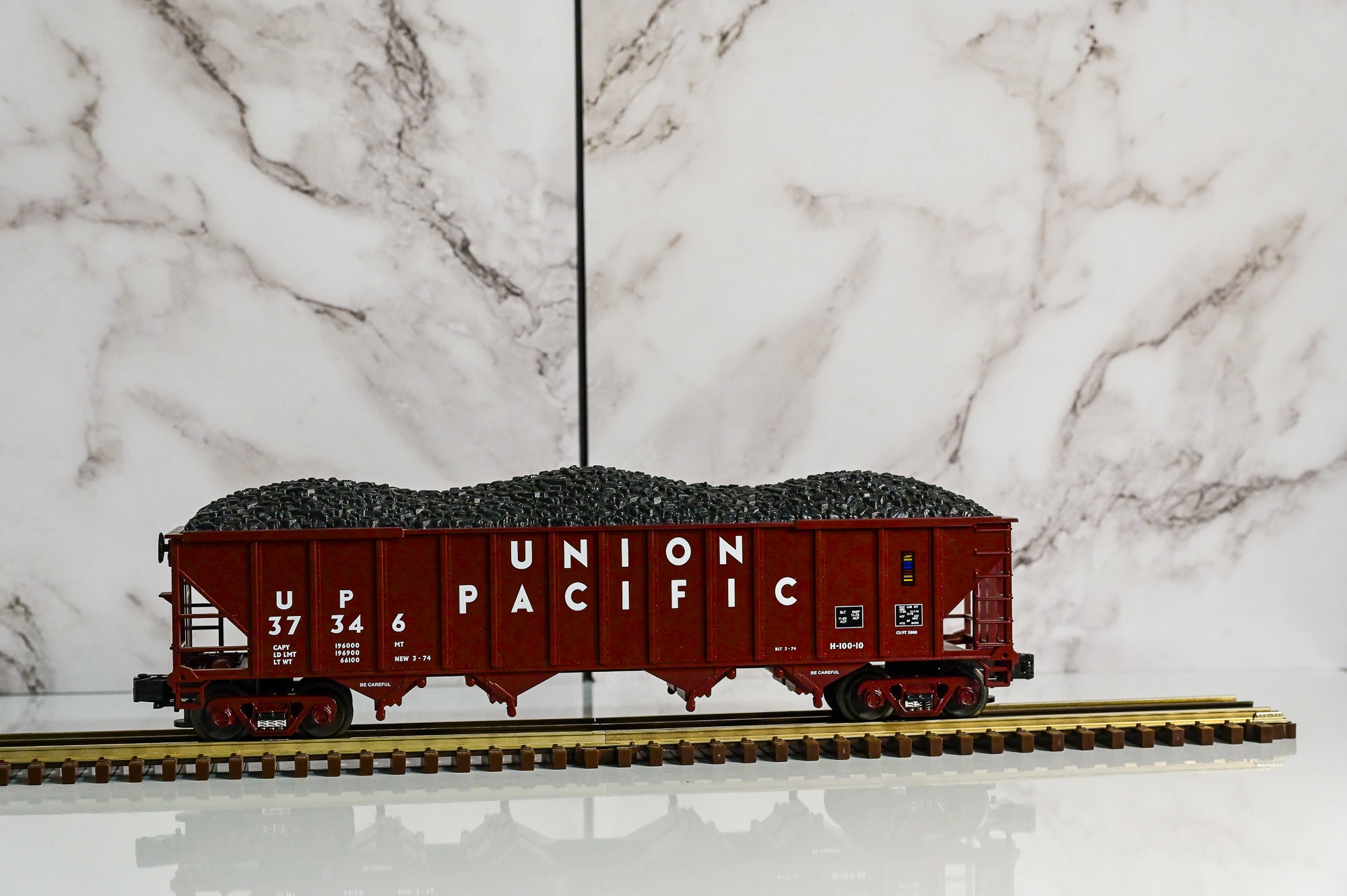 MTH Union Pacific 4-Bay Hopper w/Coal Load | O Scale
