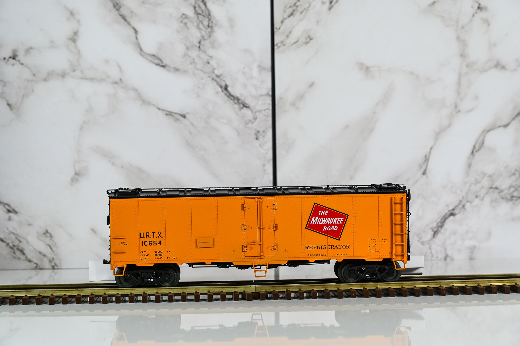 MTH Milwaukee Road Reefer Car #10654 | 40’ Steel Sided | O Scale