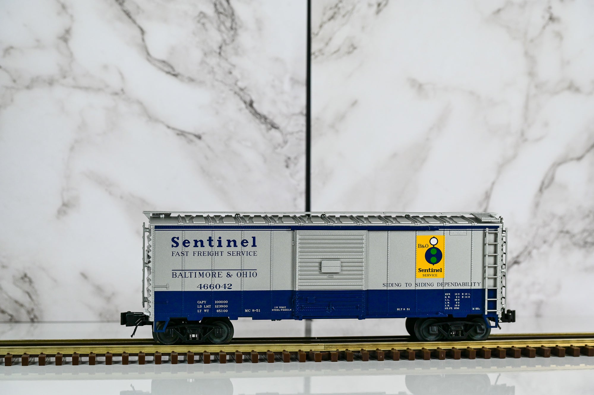 Atlas Baltimore & Ohio Bulkhead Flat Car #466042 | Trainman | O Scale