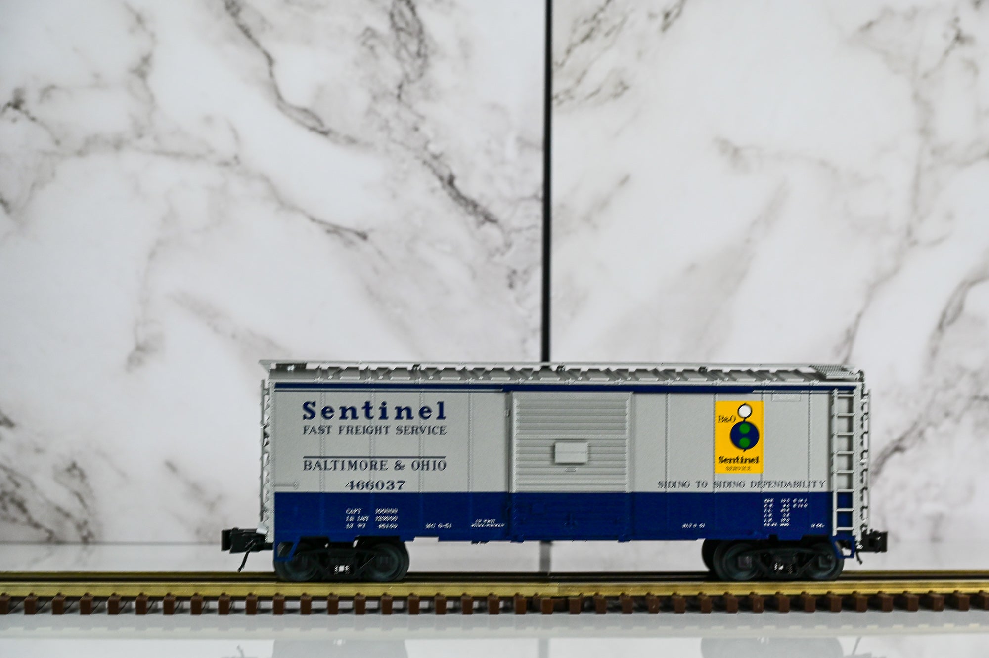 Atlas Baltimore & Ohio 40’ Sliding Door Box Car #466037 | Trainman | O Scale