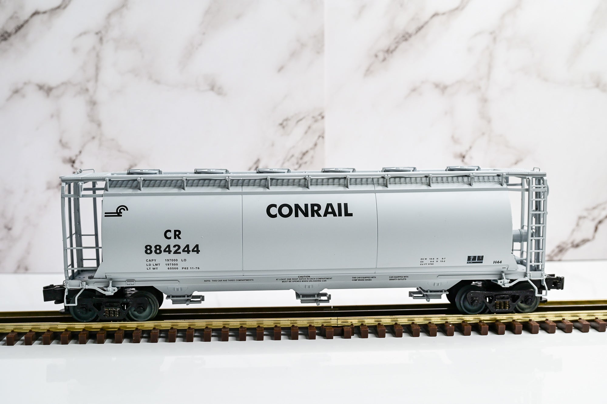 Lionel Conrail Cylindrical Covered Hopper #884244 | Standard O | O Scale