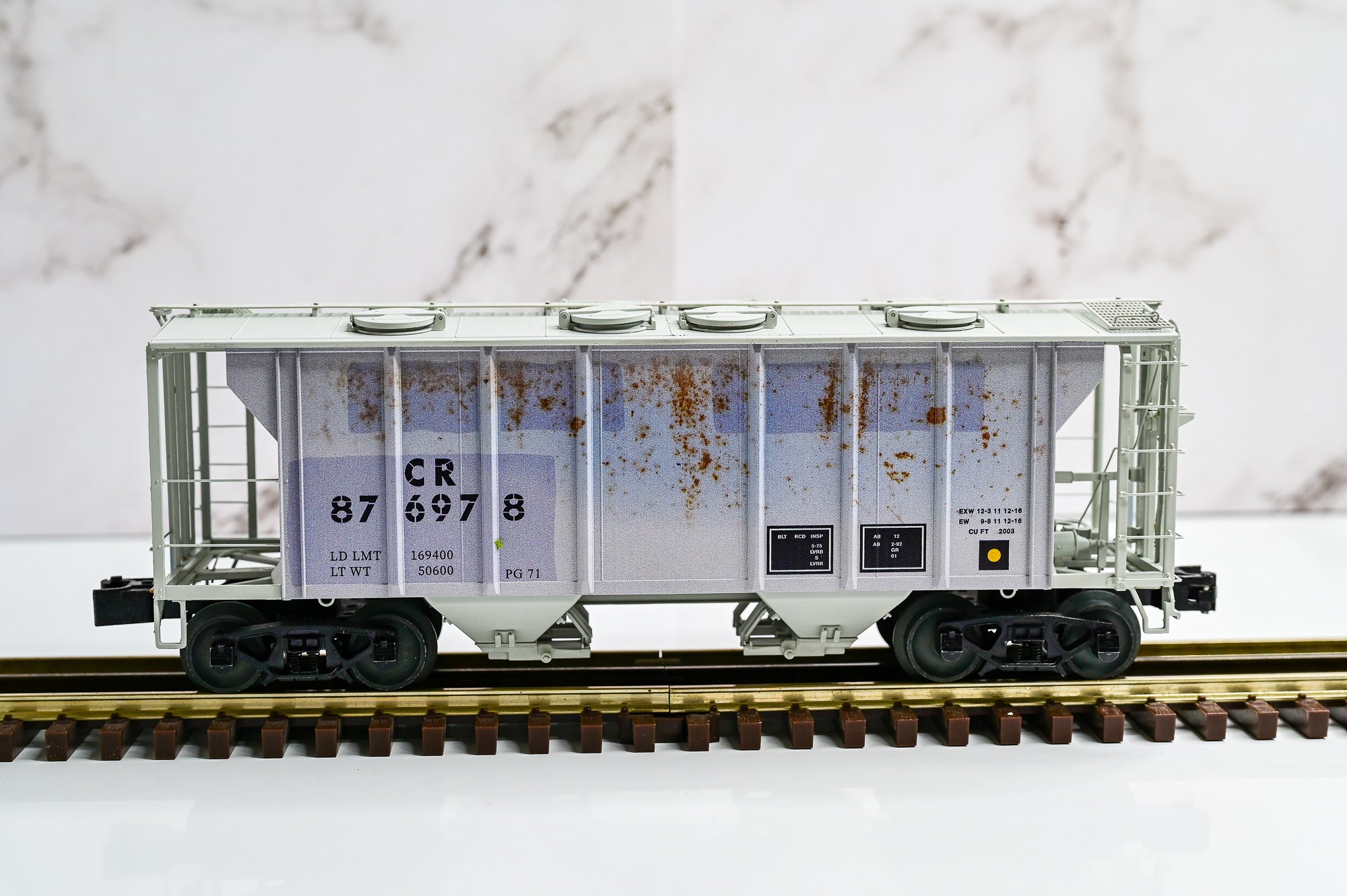 Lionel Conrail PS-2 Covered Hopper #876978 | Standard O | O Scale