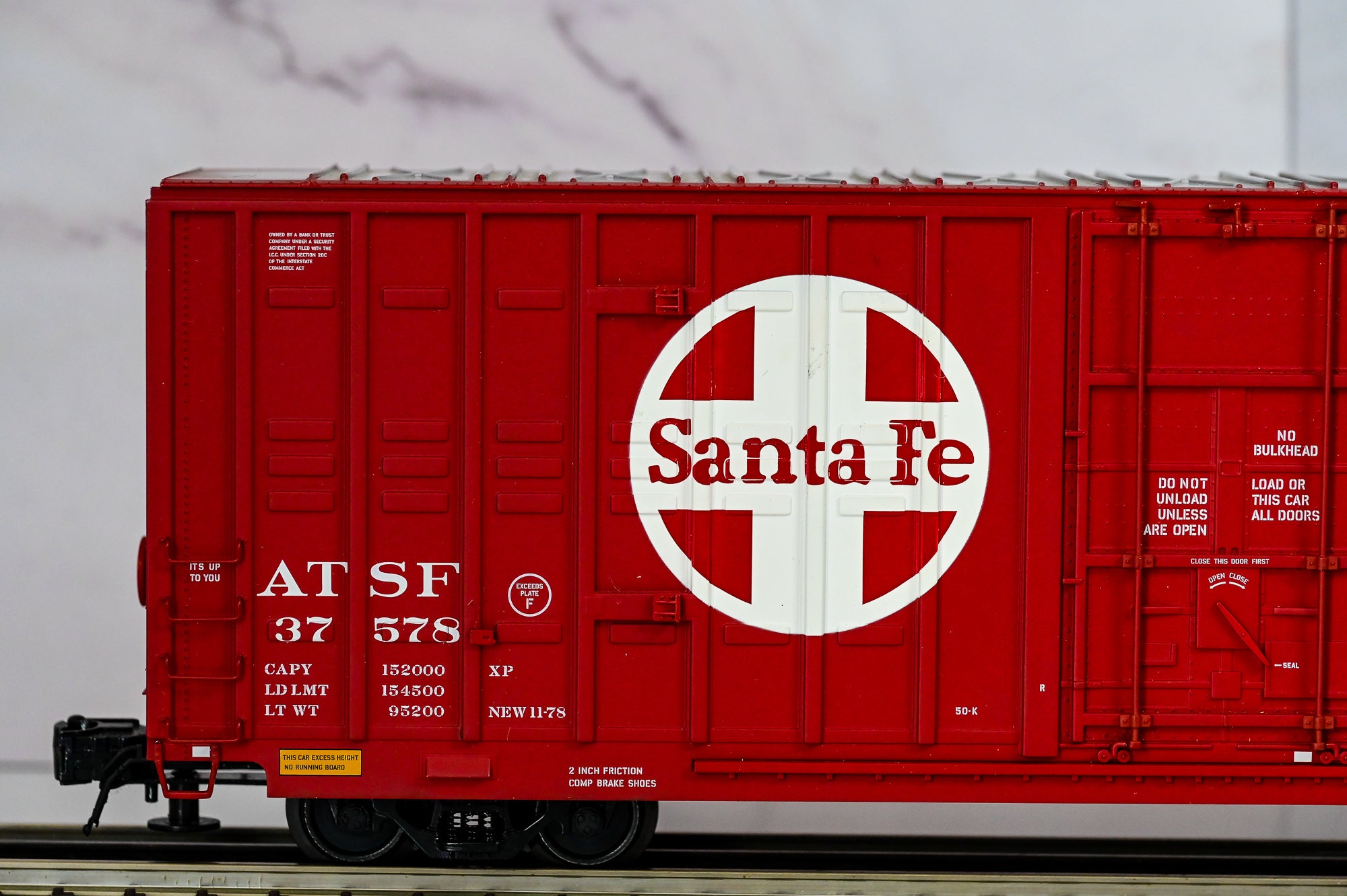 Atlas Santa Fe Berwick 60’ Boxcar #37578 | Premier | O Scale