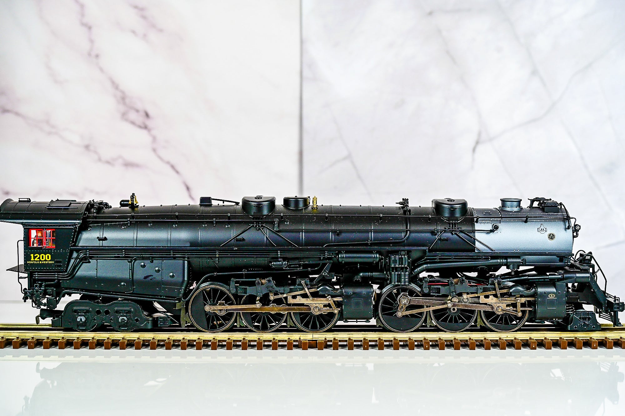 Lionel Vision Line Class A #1200  Norfolk & Western | O Scale